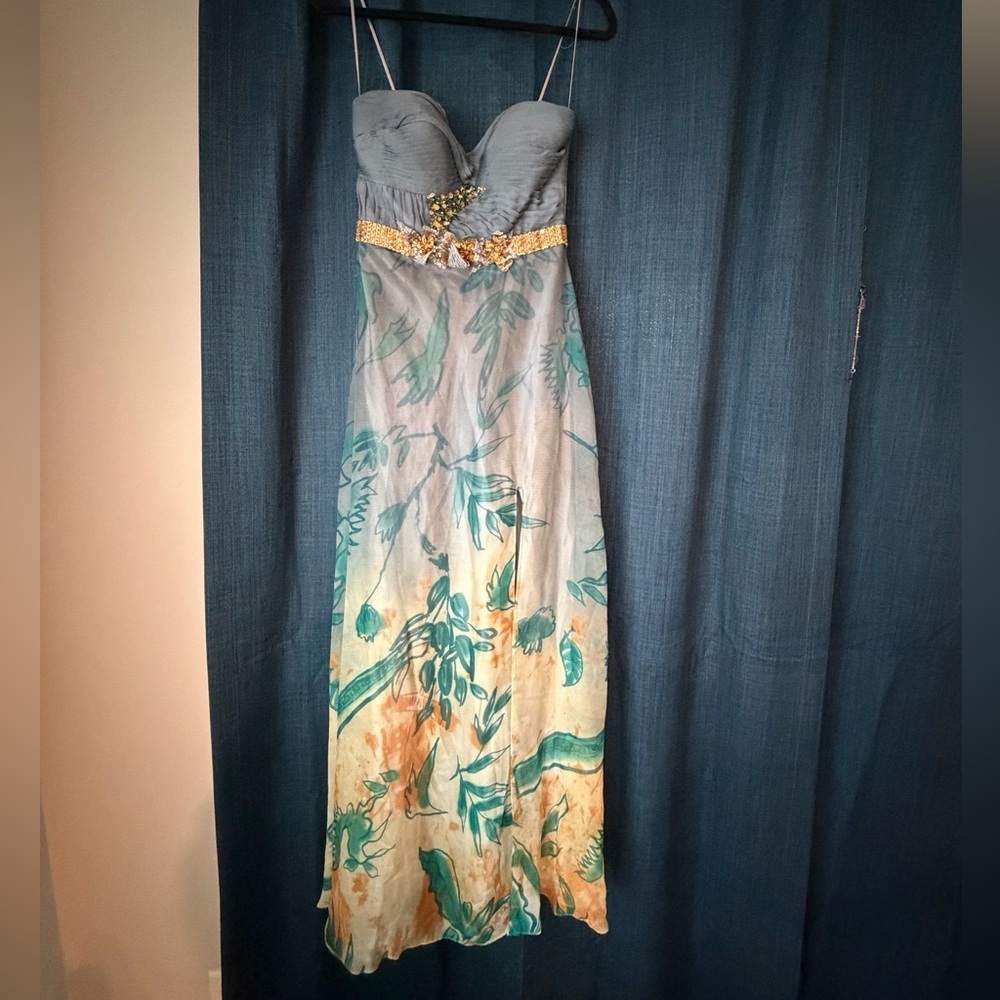Carrie Bradshaw Sex and the City 2 blue / gold / floral belted prom dress gown - Picture 1 of 7